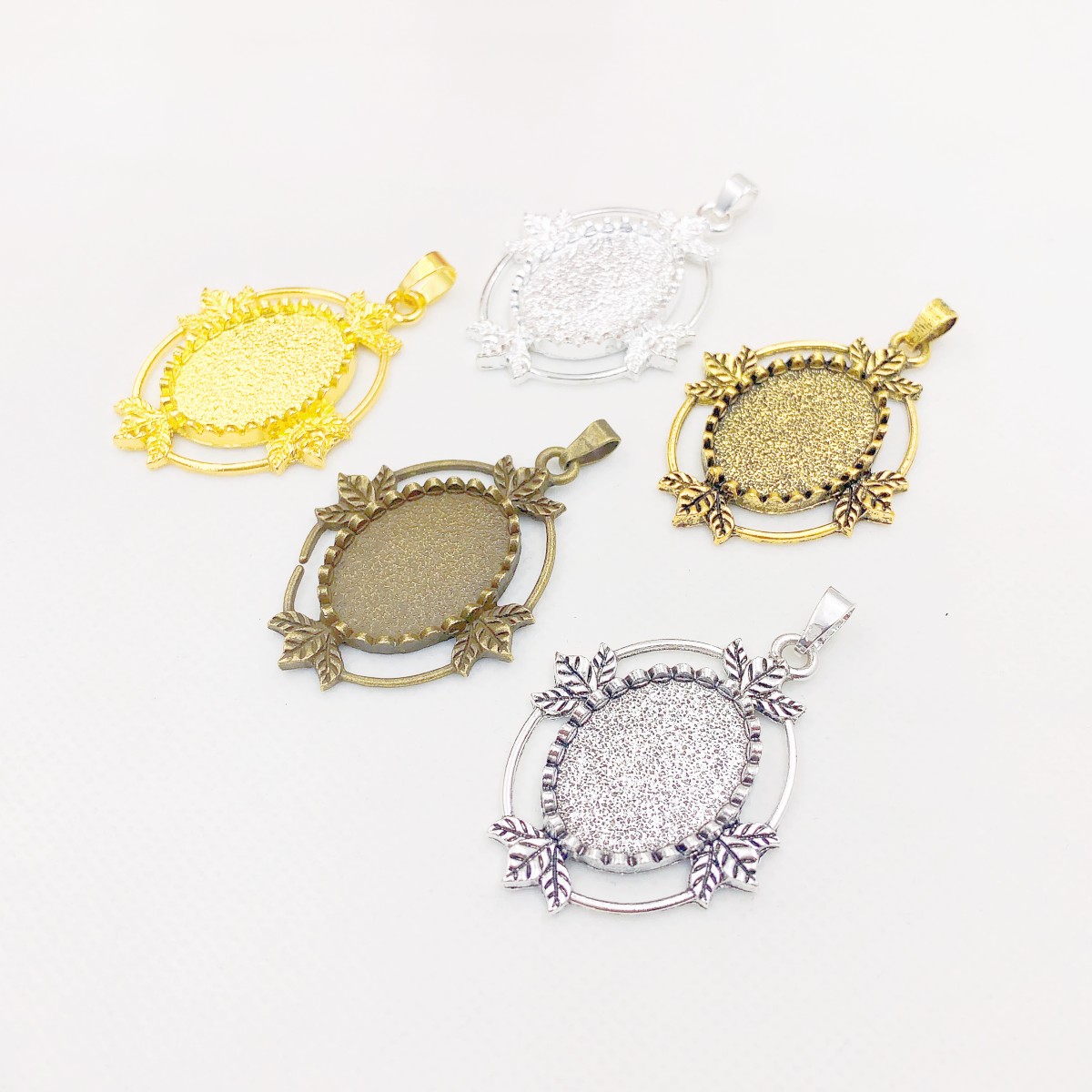 Onebeading Fit 18x25mm owalne  – Bezels Set Pendant recenzja i cena